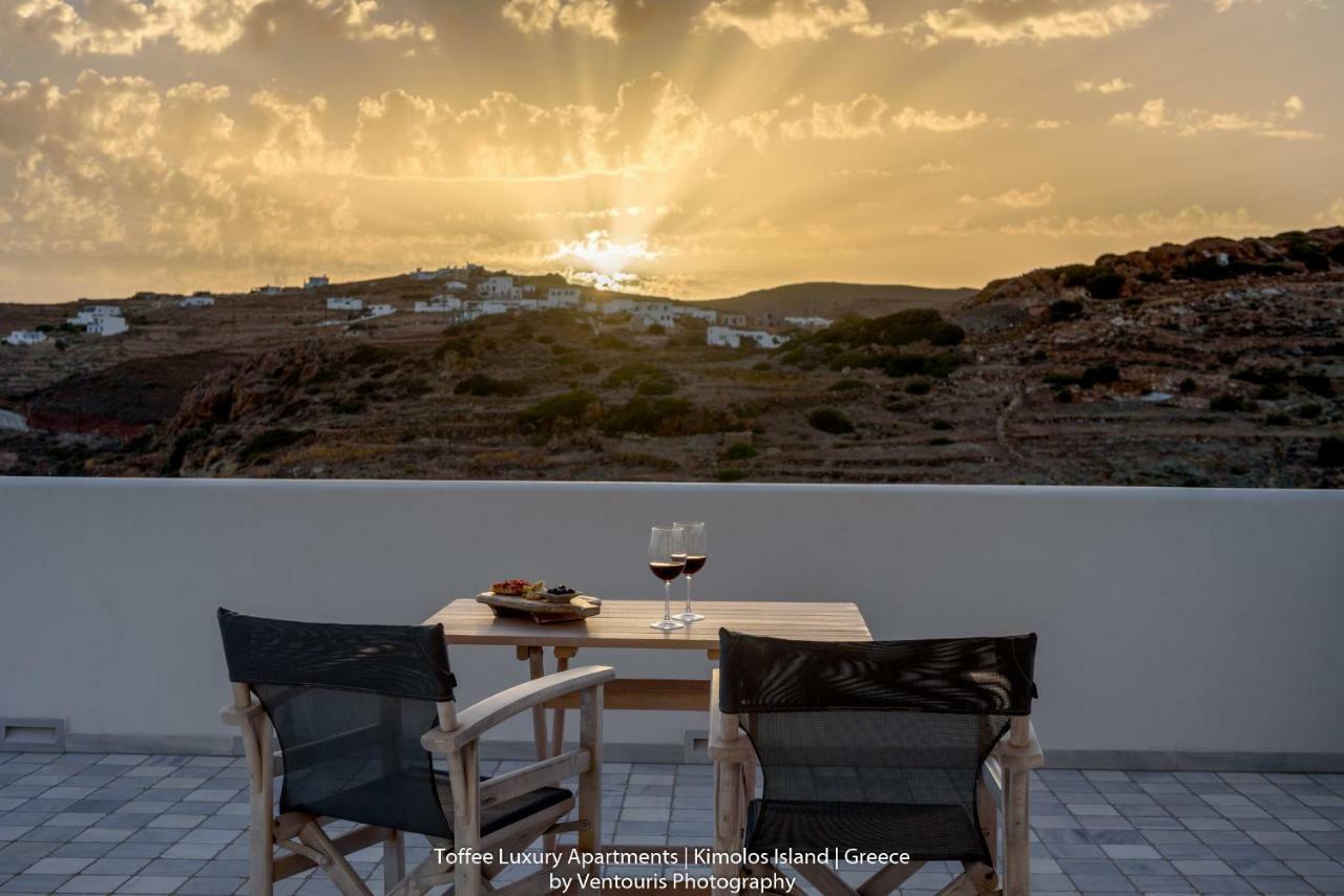 Toffee Villa Kímolos Exteriör bild